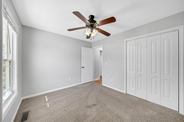 321 Perrys Pl, Lynchburg, TN 37352