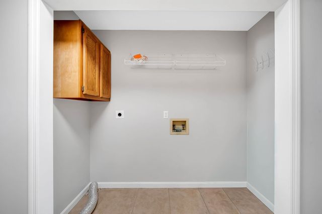 321 Perrys Pl, Lynchburg, TN 37352