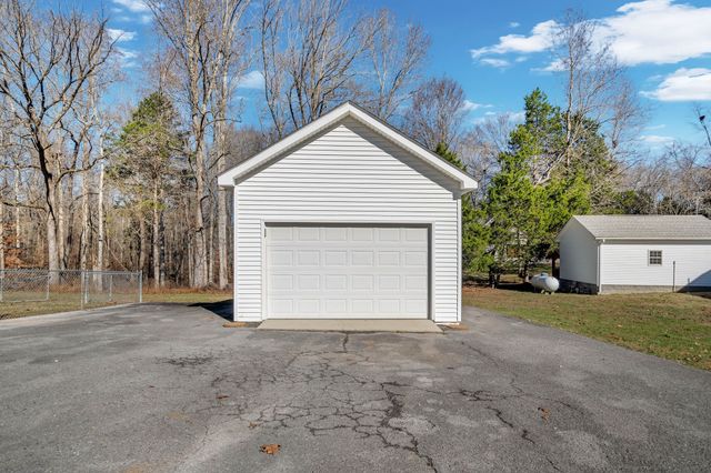 321 Perrys Pl, Lynchburg, TN 37352