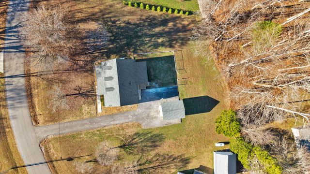 321 Perrys Pl, Lynchburg, TN 37352