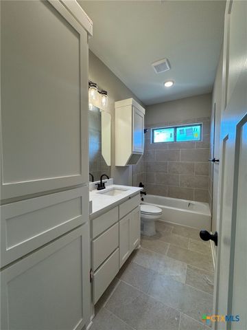 10805 Saddlesoap Cove, Temple, TX 76502