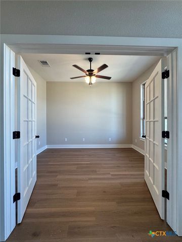 10805 Saddlesoap Cove, Temple, TX 76502