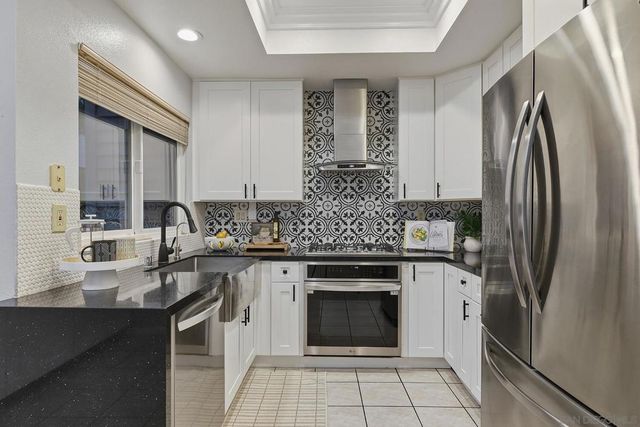 11037 Caminito Vista Pacifica, San Diego, CA 92131
