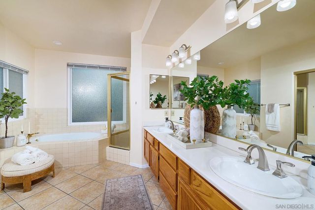 11037 Caminito Vista Pacifica, San Diego, CA 92131