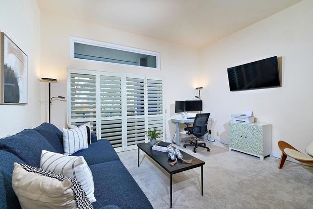 11037 Caminito Vista Pacifica, San Diego, CA 92131