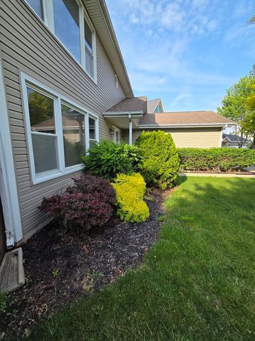 1591 Monterey Court, Gurnee, IL 60031