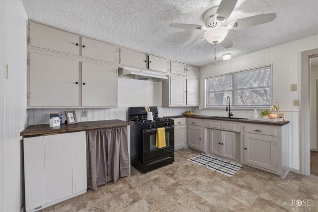 2124 Guadalupe Street, San Angelo, TX 76901