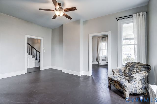 418 4th St, West Point, VA 23181