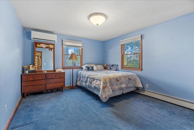 59 Iroquois Street, Worcester, MA 01602