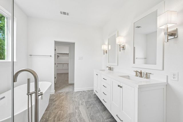 112 Roebuck Lane, New Waverly, TX 77358
