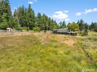 11810 County Line Road E, Edgewood, WA 98372