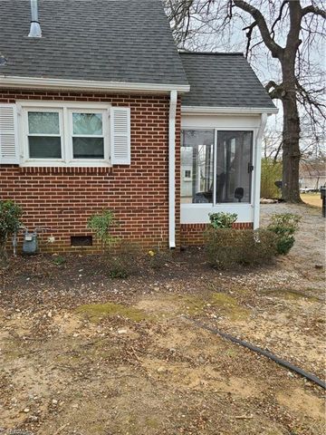 206 Moore Avenue, High Point, NC 27263