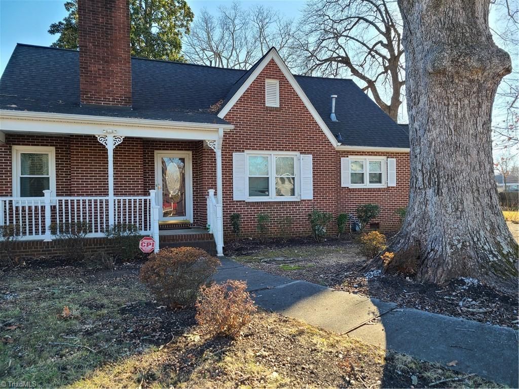 206 Moore Avenue, High Point, NC 27263