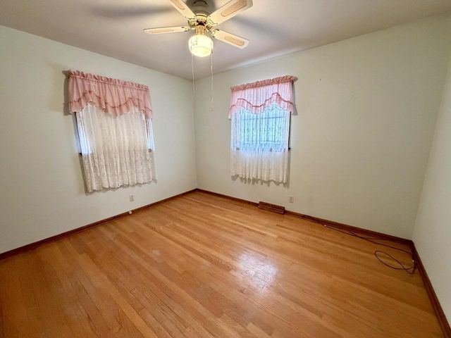 8541 W Mcmyron STREET, West Allis, WI 53214