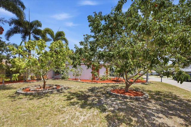 720 50TH STREET E, Bradenton, FL 34208