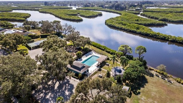 720 50TH STREET E, Bradenton, FL 34208