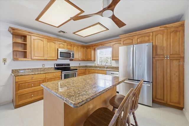 720 50TH STREET E, Bradenton, FL 34208