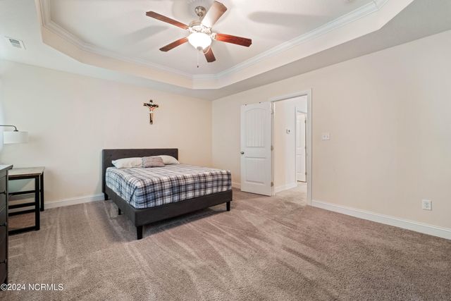 318 Old Snap Dragon Court, Jacksonville, NC 28546