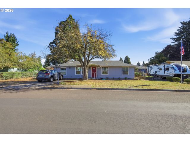 1033 S 34TH Pl, Springfield, OR 97478