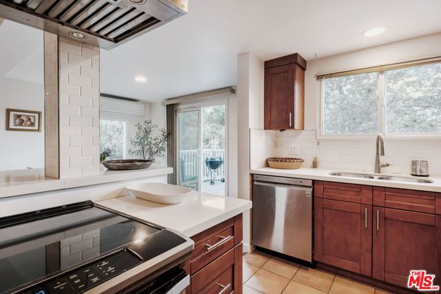 19511 Sunken Trail, Topanga (los Angeles), CA 90290