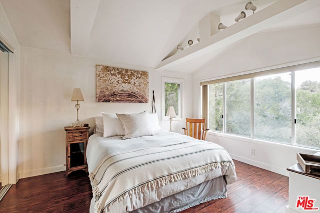 19511 Sunken Trail, Topanga (los Angeles), CA 90290