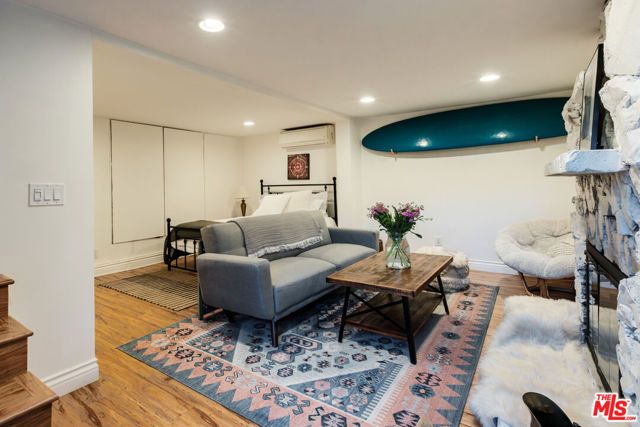 19511 Sunken Trail, Topanga (los Angeles), CA 90290