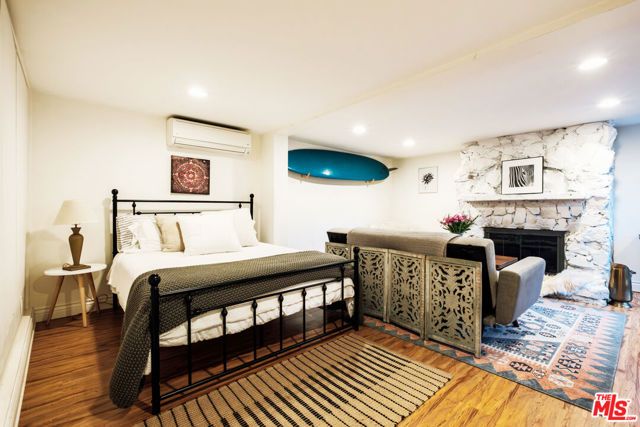 19511 Sunken Trail, Topanga (los Angeles), CA 90290