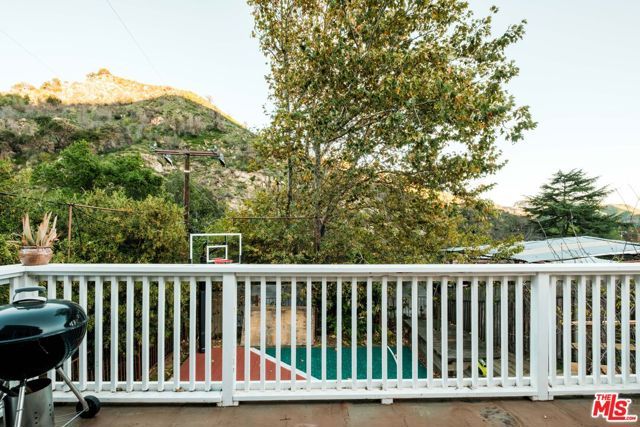 19511 Sunken Trail, Topanga (los Angeles), CA 90290