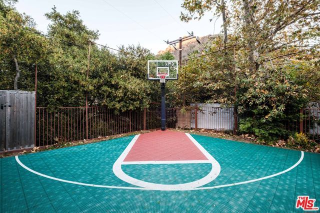 19511 Sunken Trail, Topanga (los Angeles), CA 90290