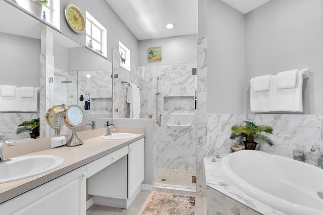 5780 W 1st Sq Square SW, Vero Beach, FL 32968