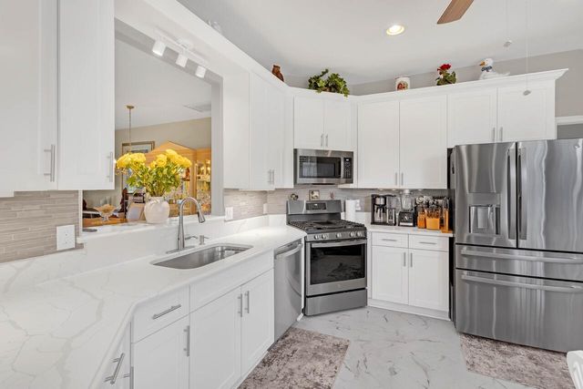 5780 W 1st Sq Square SW, Vero Beach, FL 32968