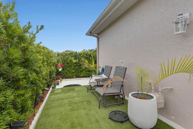 5780 W 1st Sq Square SW, Vero Beach, FL 32968