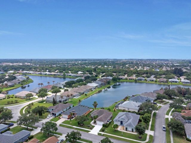 5780 W 1st Sq Square SW, Vero Beach, FL 32968