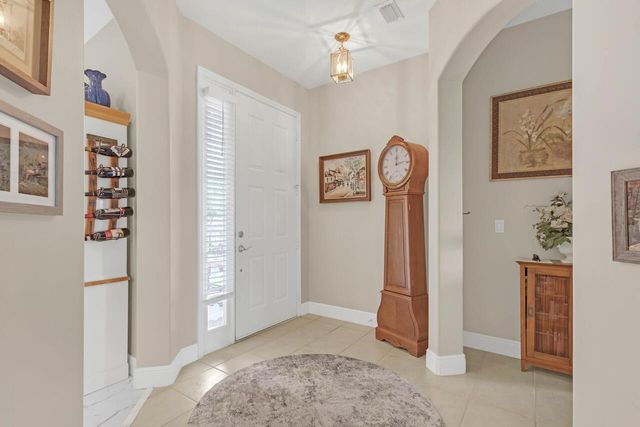 5780 W 1st Sq Square SW, Vero Beach, FL 32968
