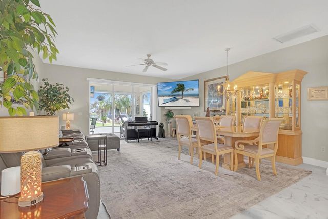 5780 W 1st Sq Square SW, Vero Beach, FL 32968