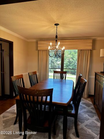 627 Maple Dr, Elizabethtown, KY 42701