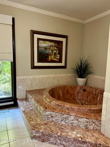 627 Maple Dr, Elizabethtown, KY 42701