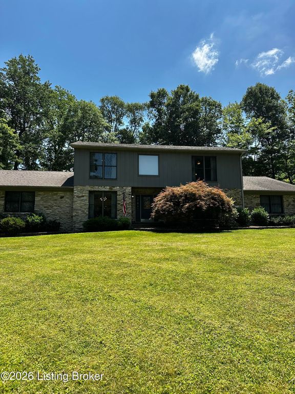 627 Maple Dr, Elizabethtown, KY 42701