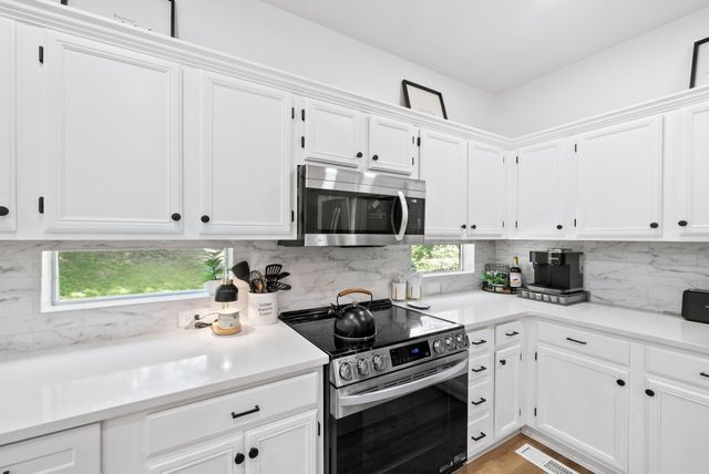 1009 Elmshade Ln, Nashville, TN 37211