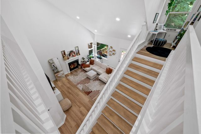 1009 Elmshade Ln, Nashville, TN 37211