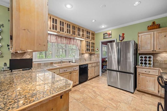 120 Hawks Nest, Sautee Nacoochee, GA 30571
