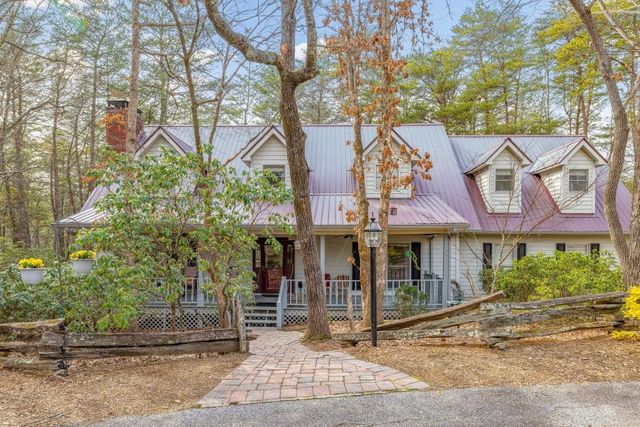 120 Hawks Nest, Sautee Nacoochee, GA 30571