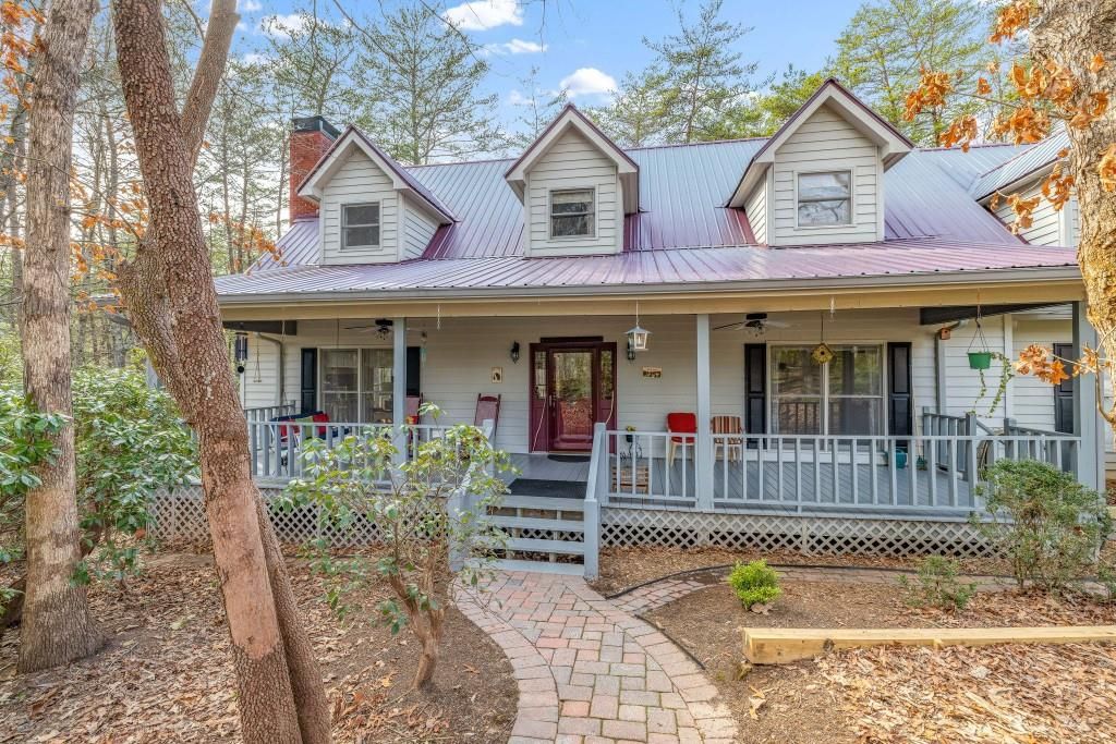 120 Hawks Nest, Sautee Nacoochee, GA 30571