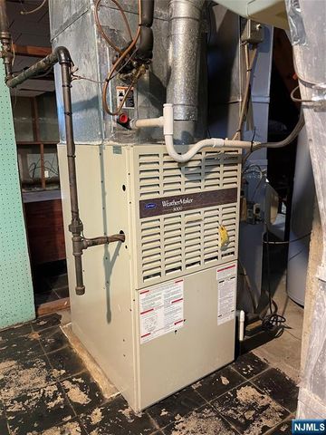 529 Fern Avenue, Lyndhurst, NJ 07071