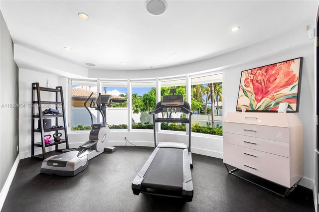3344 NE 167th Street, North Miami Beach, FL 33160