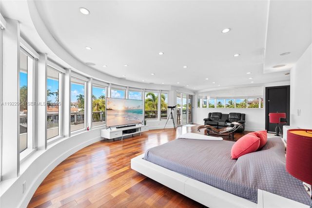 3344 NE 167th Street, North Miami Beach, FL 33160