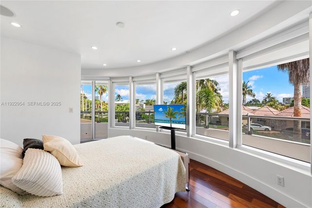 3344 NE 167th Street, North Miami Beach, FL 33160