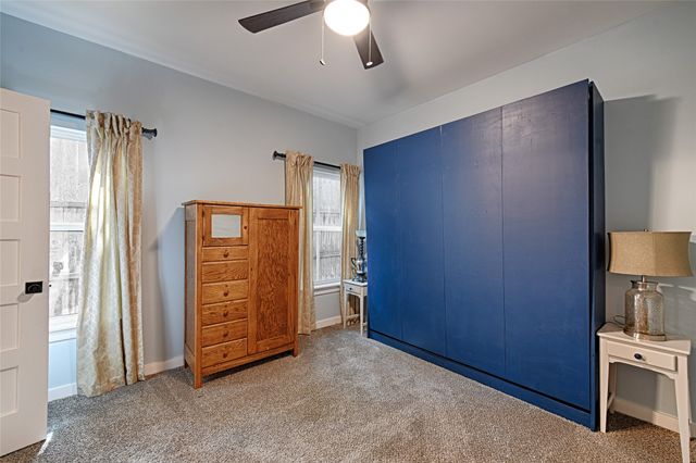 1323 Lansford Avenue, Dallas, TX 75224