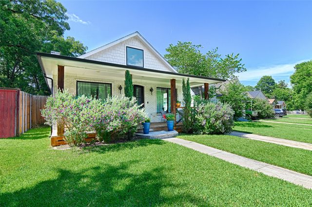 1323 Lansford Avenue, Dallas, TX 75224