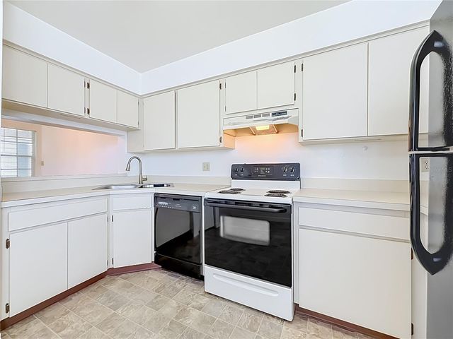 6810 STONES THROW CIRCLE N 13302, St Petersburg, FL 33710